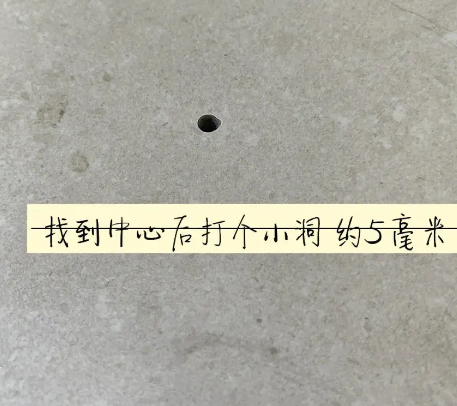 乐陵瓷砖空鼓维修公司专业解答在瓷砖铺贴过程中，如果砂料搅拌不均匀，将会带来以下问题